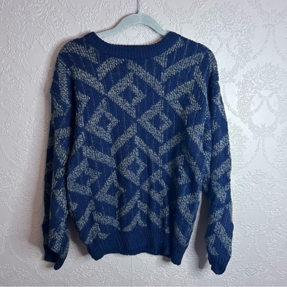 Vintage Saturdays Thick Geometric Sweater in Size Medium